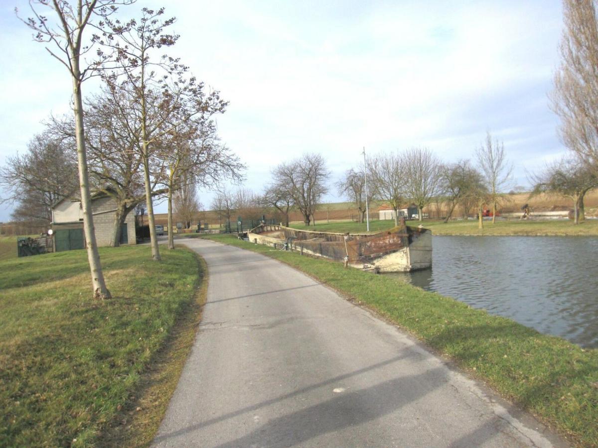 Maison En Location Fresnes Sur Marne Εξωτερικό φωτογραφία
